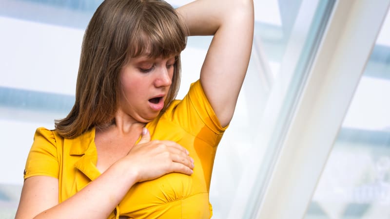 Když deodorant nepomáhá: Zbavte se nadměrného pocení metodami moderní medicíny