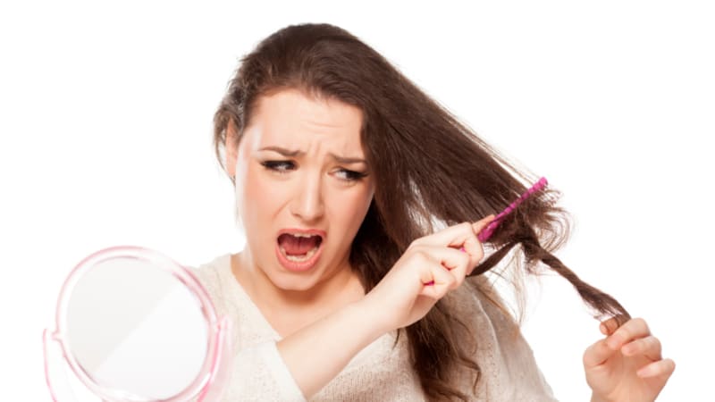 Vlasy po zimě: Jak je dostat znovu do kondice