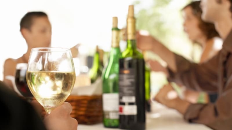 Víno: 10 nejčastějších chyb, které děláme při jeho podávání