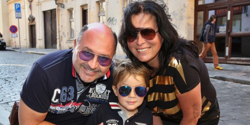 Michal David s manželkou Marcelou a vnukem Sebastianem