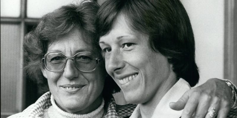 V roce 1979 se mohla setkat na Wimbledonu se svojí maminkou, které funkcionáři dovoli na 2 týdny opustit Československo.