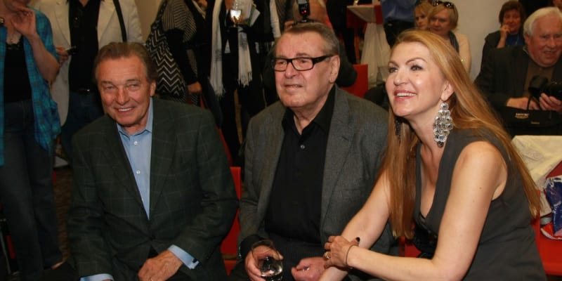 Martina Formanová s manželem Milošem Formanem a bývalým přítelem Karlem Gottem