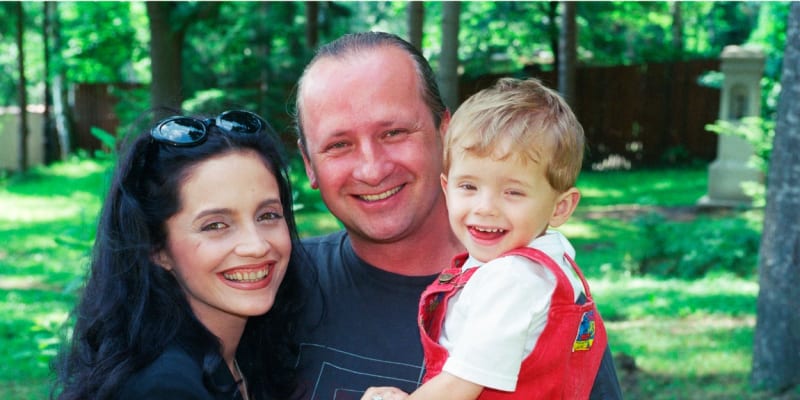Lucie Bílá s Petrem Kratochvílem a společným synem Filipem