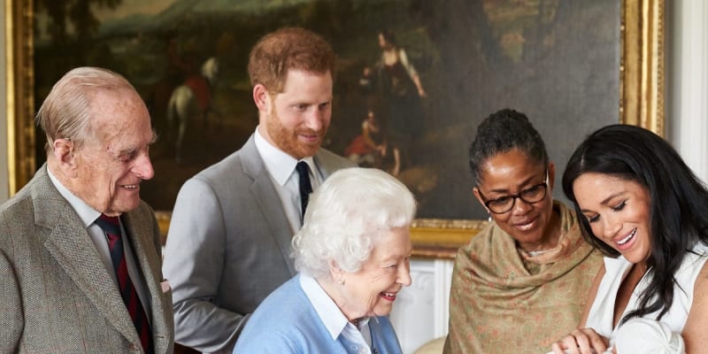 Princ Harry a Meghan Markleová přivítali v roce 2019 na svět svého prvorozeného syna Archieho.
