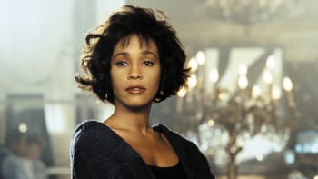 Whitney Houston si odnesla tajemství do hrobu. V dětství ji sexuálně zneužívala žena