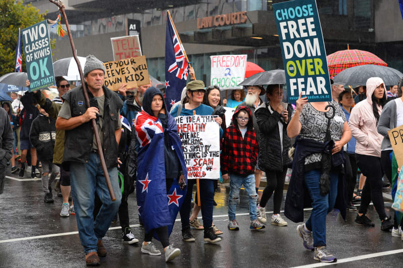 Na Novém Zélandě odhání demonstranty hudbou