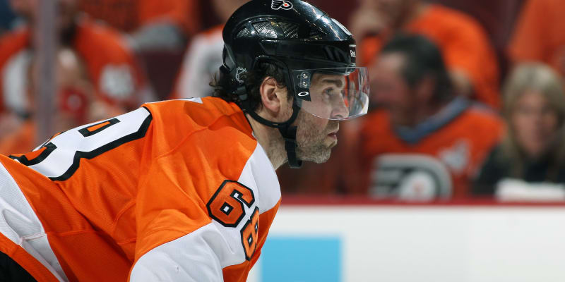Jaromír Jágr vystřídal v NHL řadu dresů. Zahrál si také za Philadelphii Flyers.