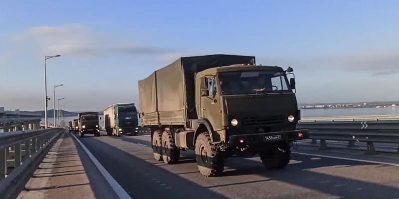 Rusko přemisťuje svoje vojska stále blíže k ukrajinské hranici.