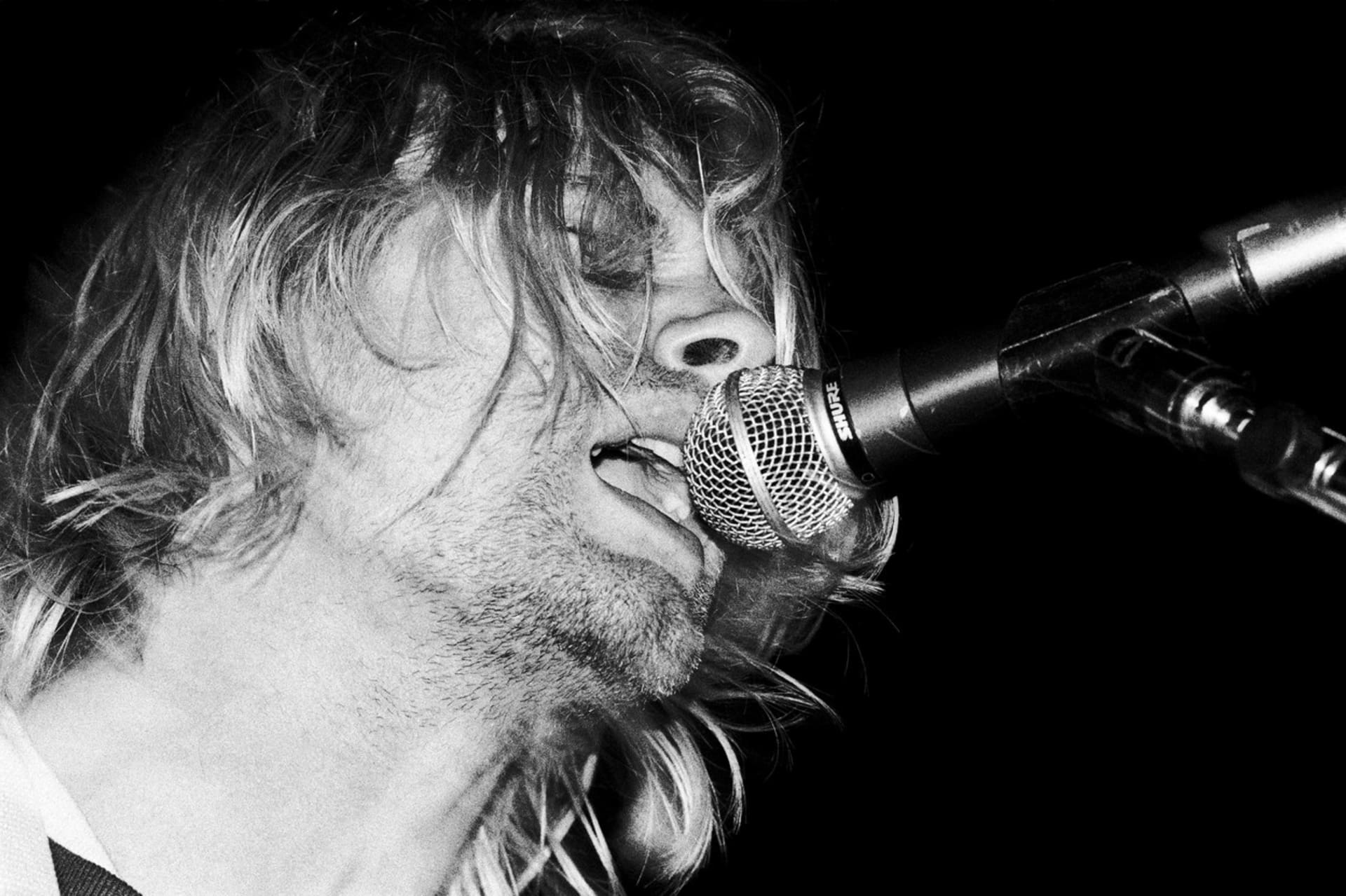 Cobain zemřel v pouhých 27 letech. Zastřelil se ve svém domě.