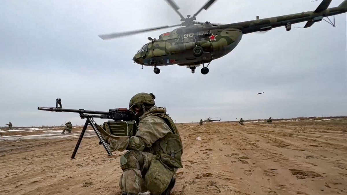 Cvičení běloruských a ruských vojáků