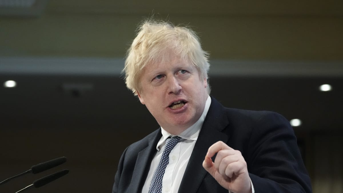 Britský premiér Boris Johnson se obává konfliktu obřích rozměrů.