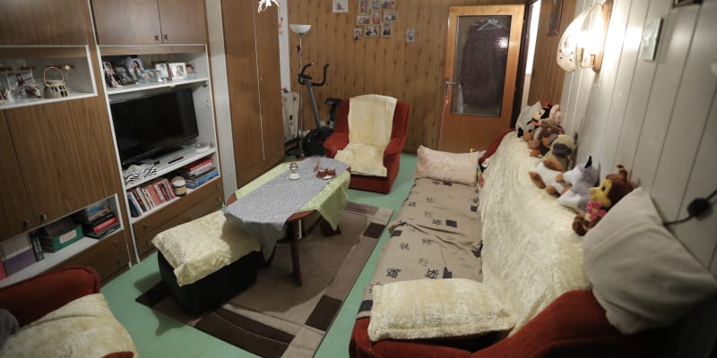 Dagmar si přála změnit především obývací pokoj, v němž byl starý nábytek
