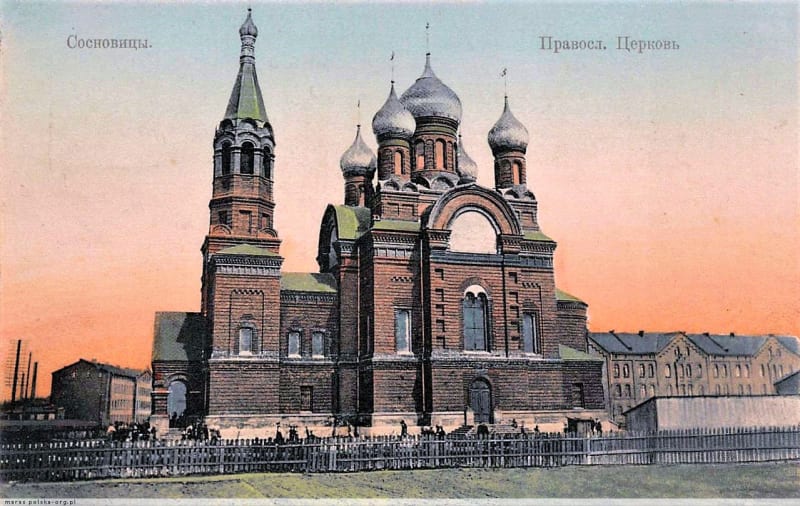 Sosnowiec v Polsku. Na dobové pohlednici jeden ze zbořených ruských chrámů, po roce 1918 a obnově polského státu byly ruské kostely hromadně ničeny. 