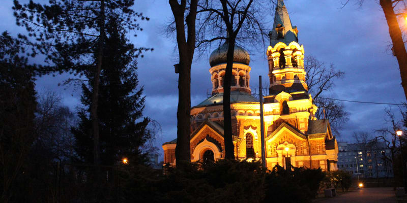 Rusko 90 km od Ostravy. Město Sosnowiec v Polsku bylo v letech 1815 až 1914 součástí jedné z ruských gubernií. Na snímku dochovaný pravoslavný chrám z roku 1890, tedy z ruské éry 