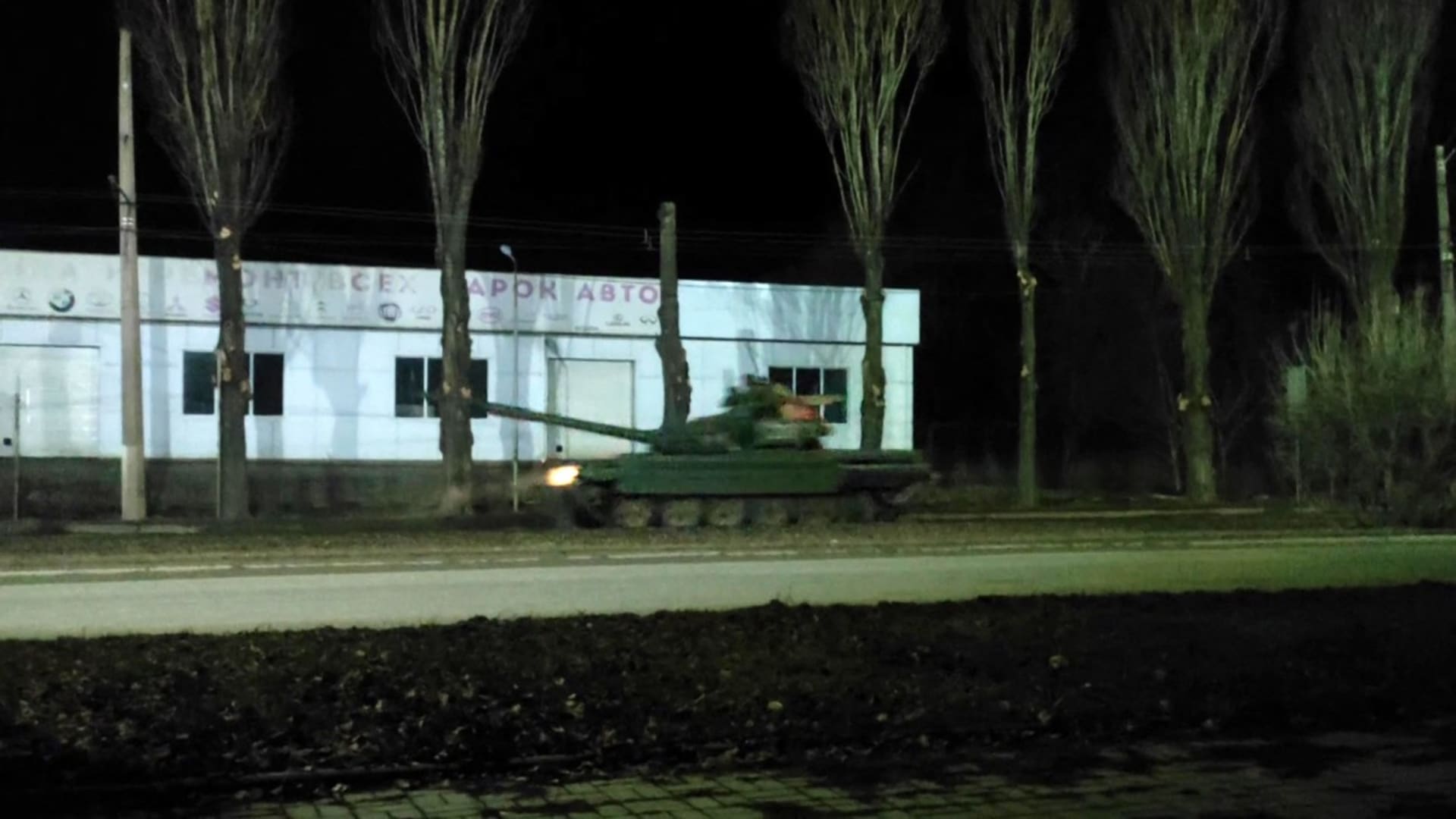 Ruské tanky na Donbasu na začátku války