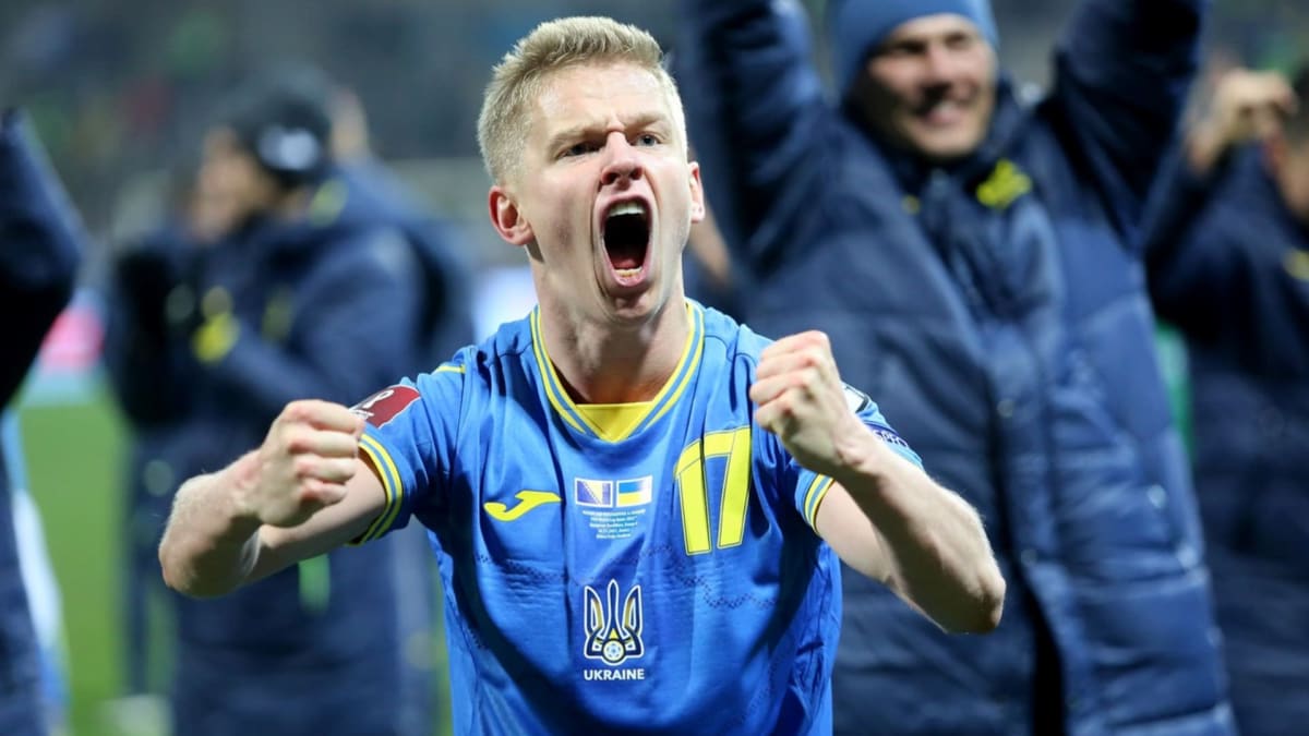 Ruská invaze na Ukrajinu naštvala hvězdného ukrajinského fotbalistu Olexandra Zinčenka z Manchesteru City. Viní Vladimira Putina.