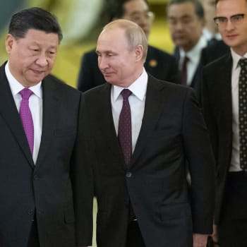 Čínský prezident Si Ťin-pching a ruský prezident Vladimir Putin