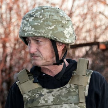Sean Penn točí na Ukrajině dokument.