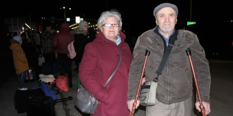 Uprchlíci na ukrajinsko-slovenských hranicích. 69letý invalida Ivan Čepara s manželkou Olenou.