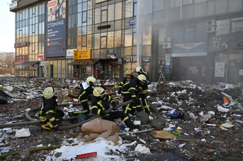 Následky po náletu v Kyjevě