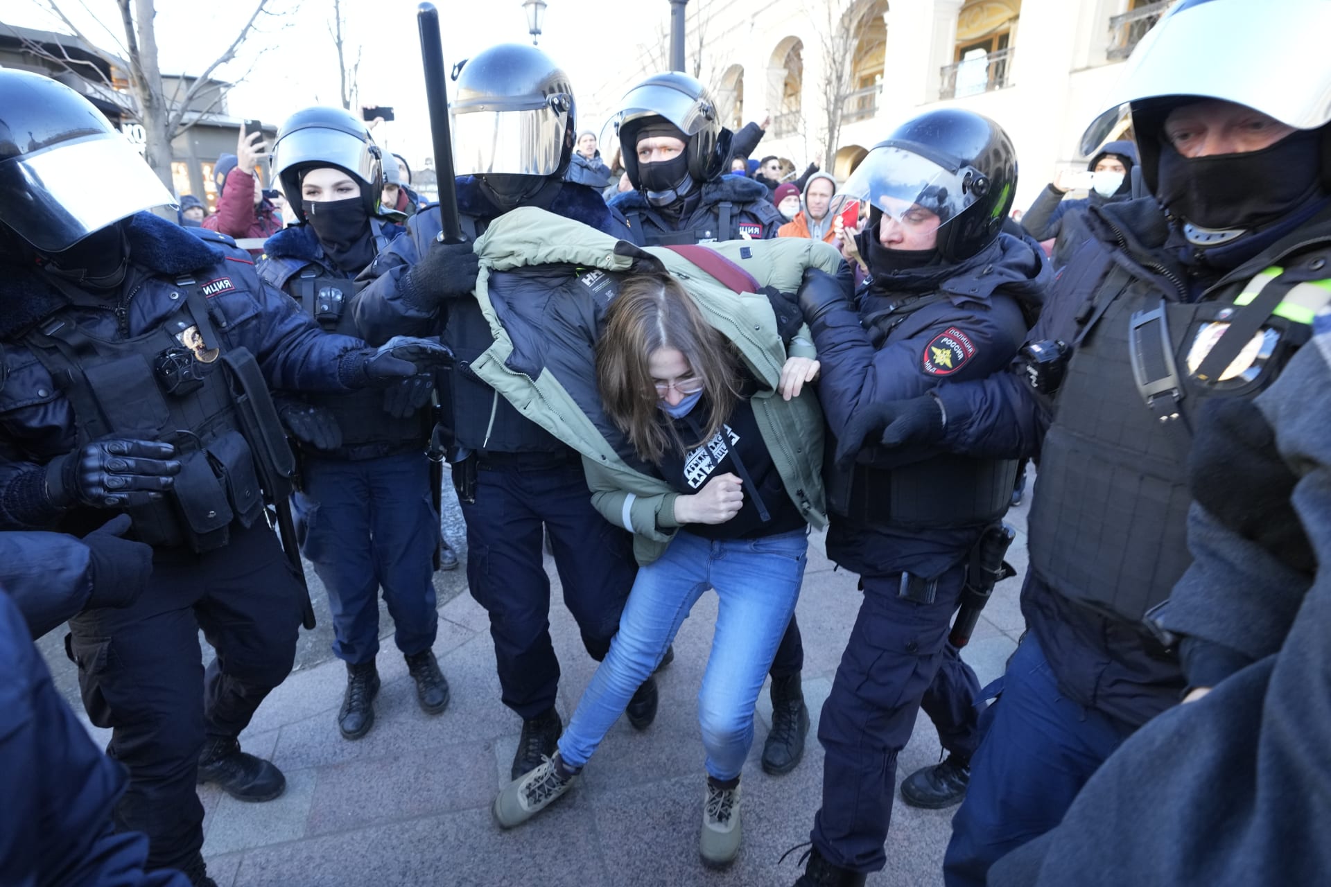 Demonstrace v Petrohradu, 27. února