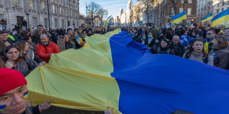 Protesty proti válce na Ukrajině v Londně (26. 2. 2022)