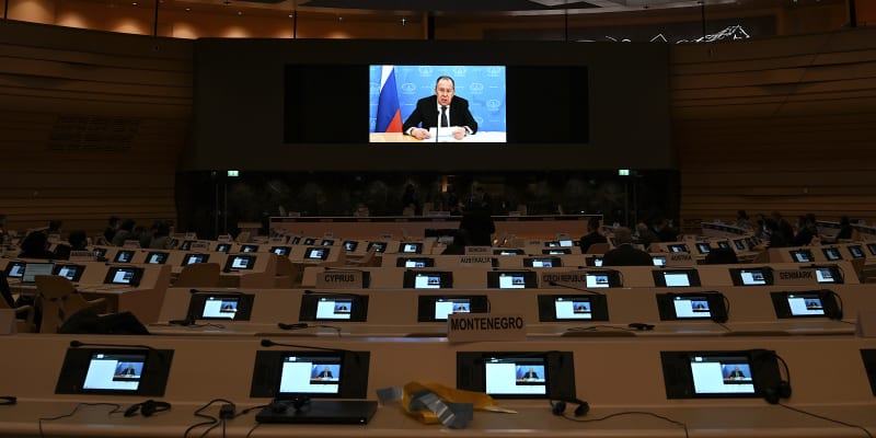 Lavrov v OSN mluvil před prázdným sálem.