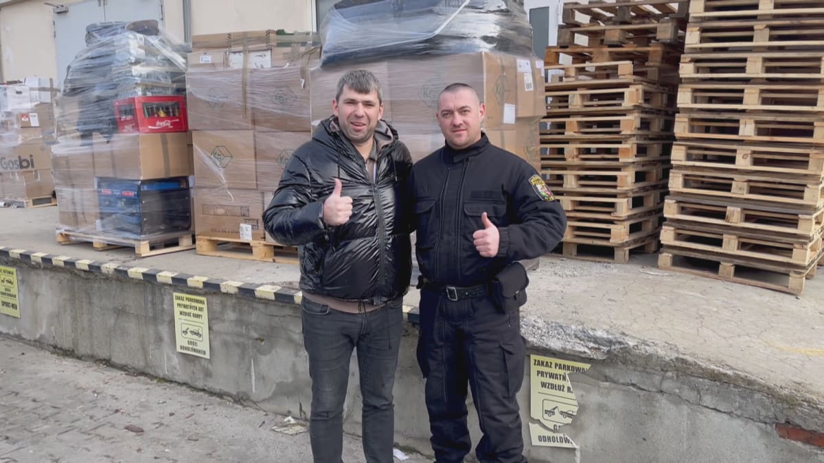 Strážník z Plzně pomohl na Ukrajině.