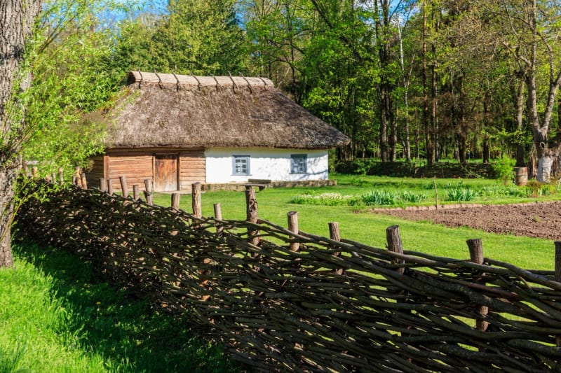 Tradiční ukrajinský venkovský dům v Muzeu lidové architektury, Pereyaslav, Ukrajina