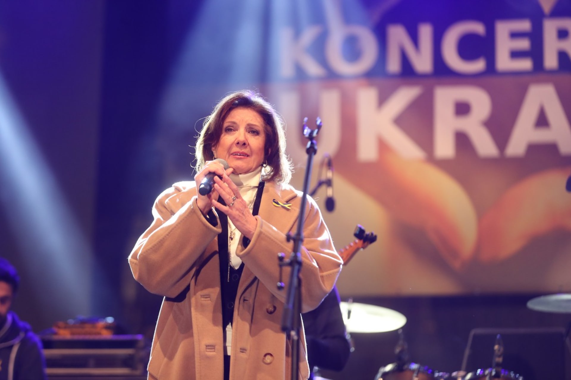Marie Rottrová zazpívala na benefičním koncertu pro Ukrajinu. 