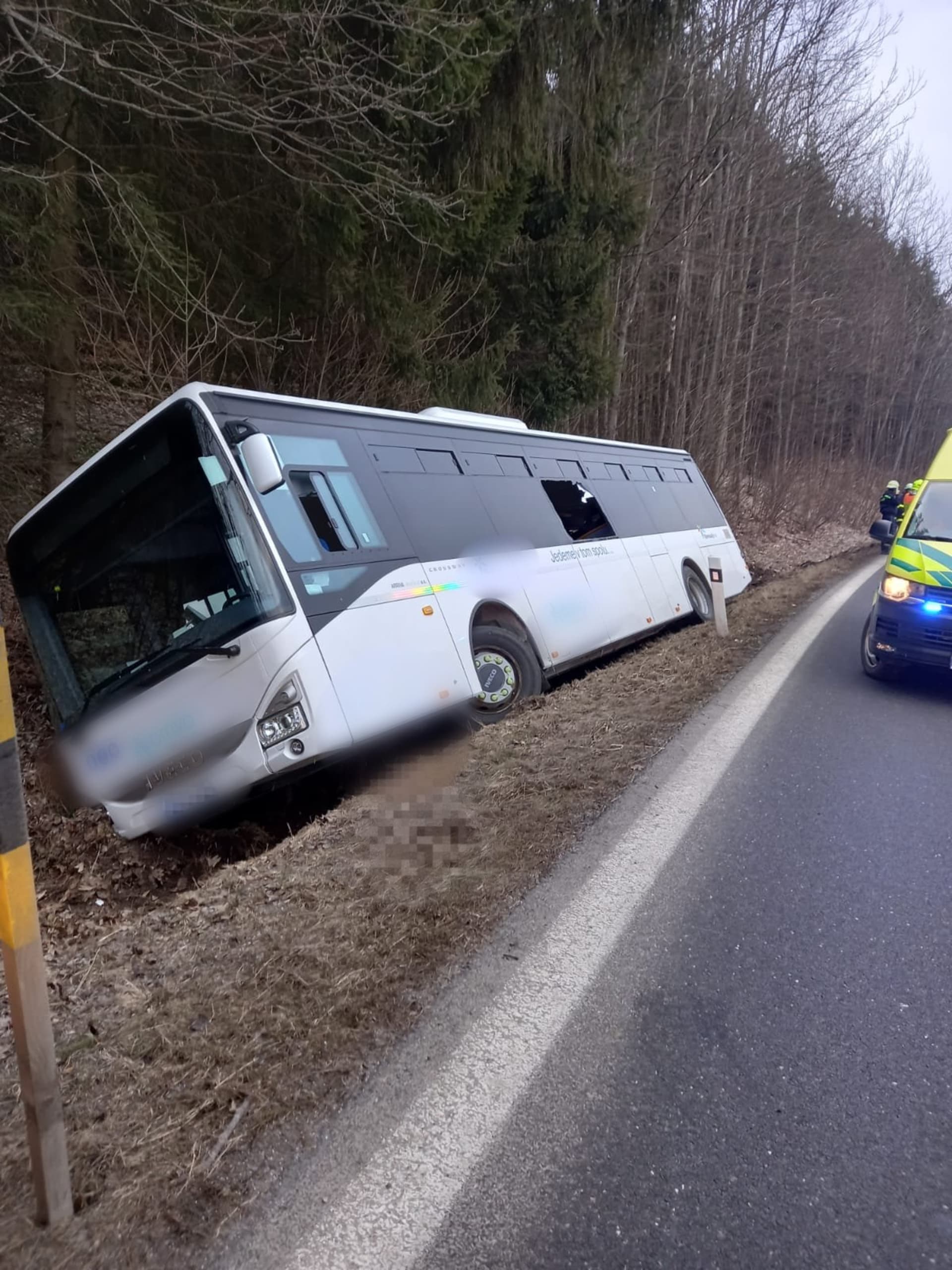Na Šumpersku havaroval autobus.