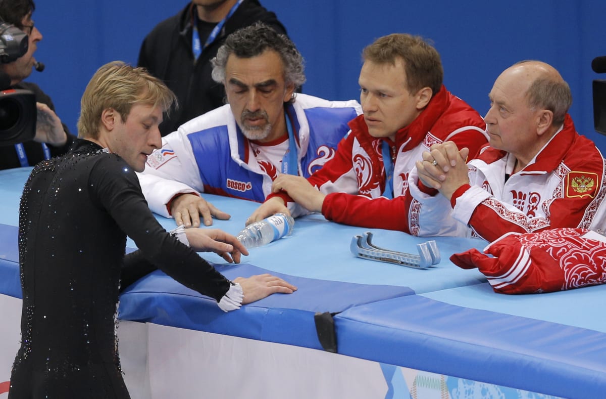 Pljuščenko se svými trenéry na OH v Soči v roce 2014
