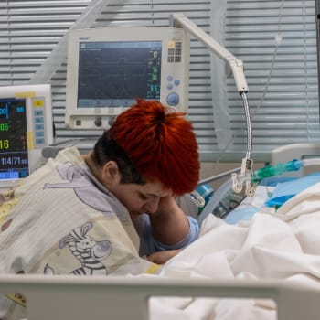 Při útěku z Kyjeva mu vojáci zasřelili rodiče a sestru Polinu. Pětiletý Semjon boj o život v nemocnici prohrál. Jedinou přeživší je druhá sestra Sofie.