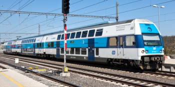 Vlak u Frýdku-Místku srazil dvouleté dítě. Chlapeček skončil v nemocnici