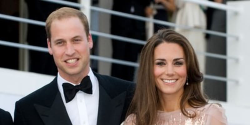 Vévodkyni Kate s manželem princem Williamem miluje celá Anglie.