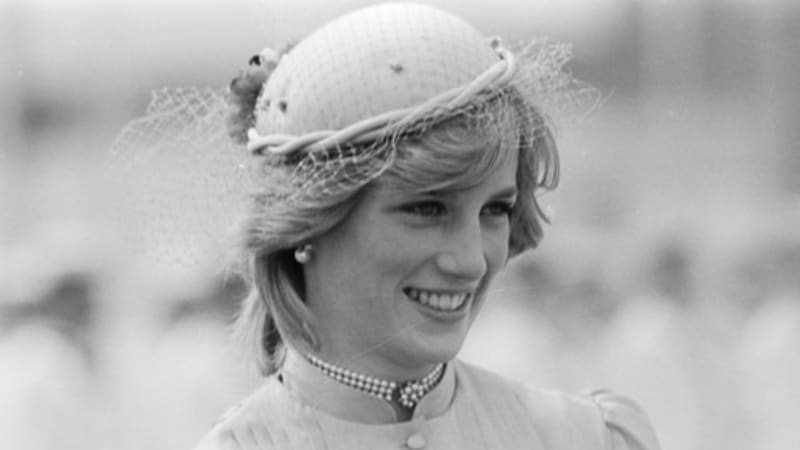 Britové odhalili dosud nezveřejněný snímek princezny Diany.