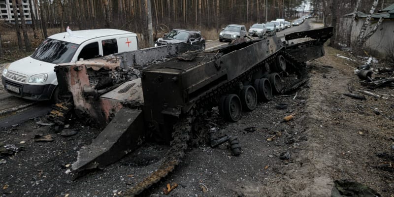 Zničený ruský tank v Irpini
