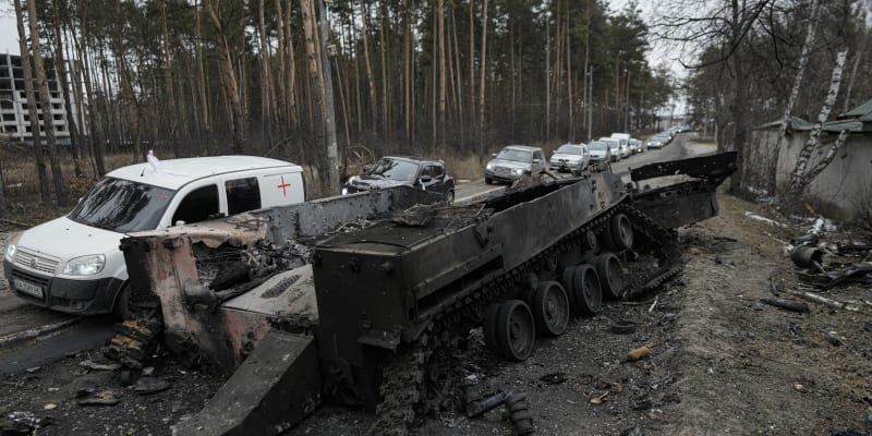 Zničený ruský tank v Irpini, 9. března