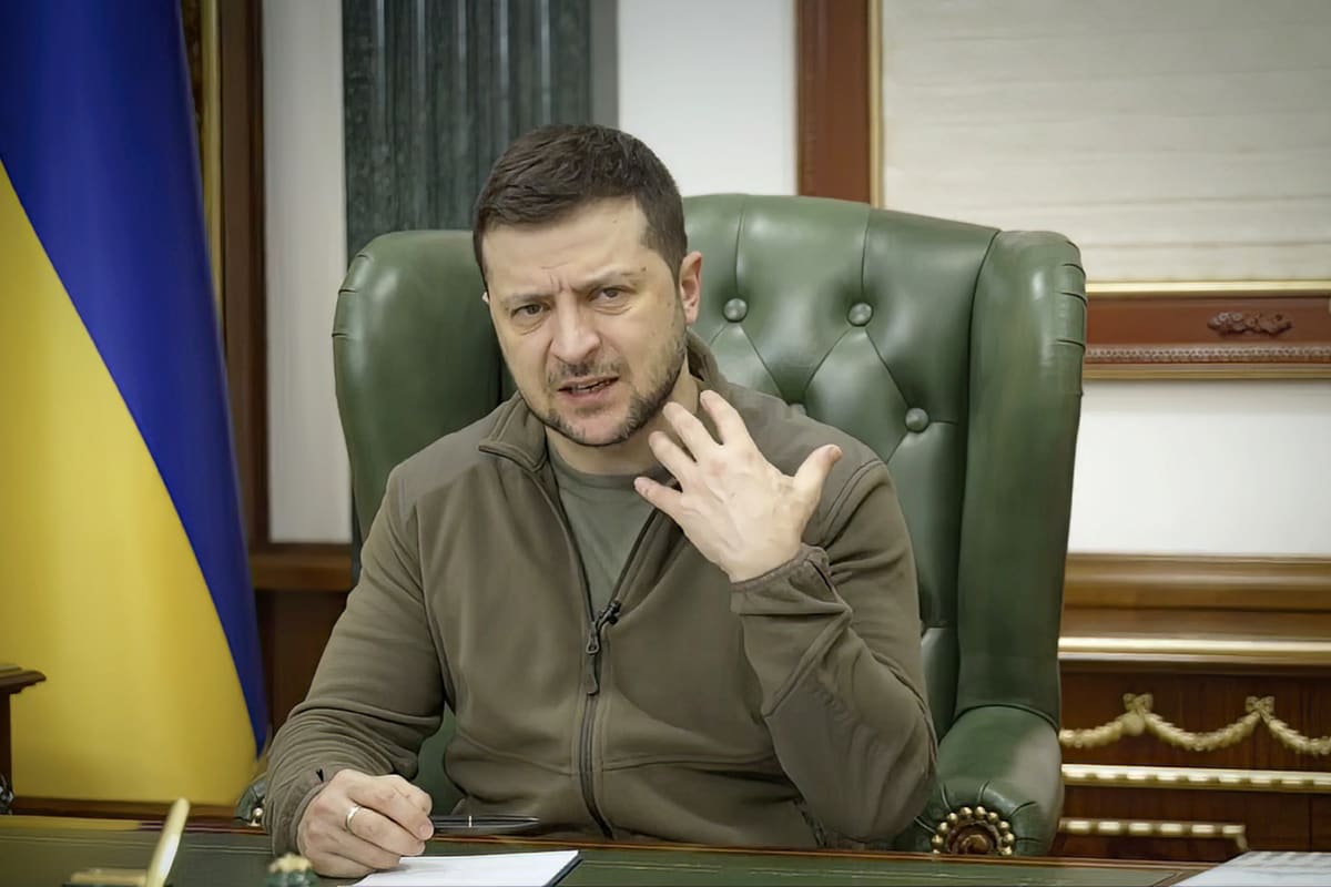 Mimika, gesta i řeč těla o ukrajinském prezidentovi Volodymyru Zelenském mnoho vypovídají.
