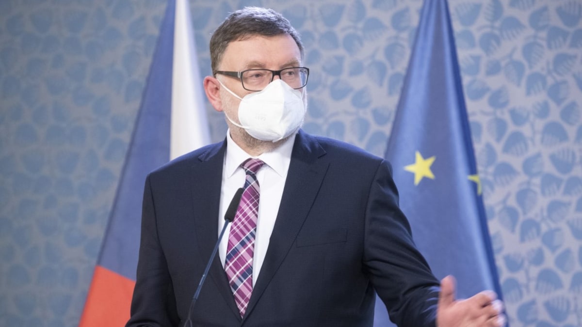 Ministr financí Zbyněk Stanjura (ODS) nařídil přezkum loňského prominutí DPH u plynu a elektřiny.