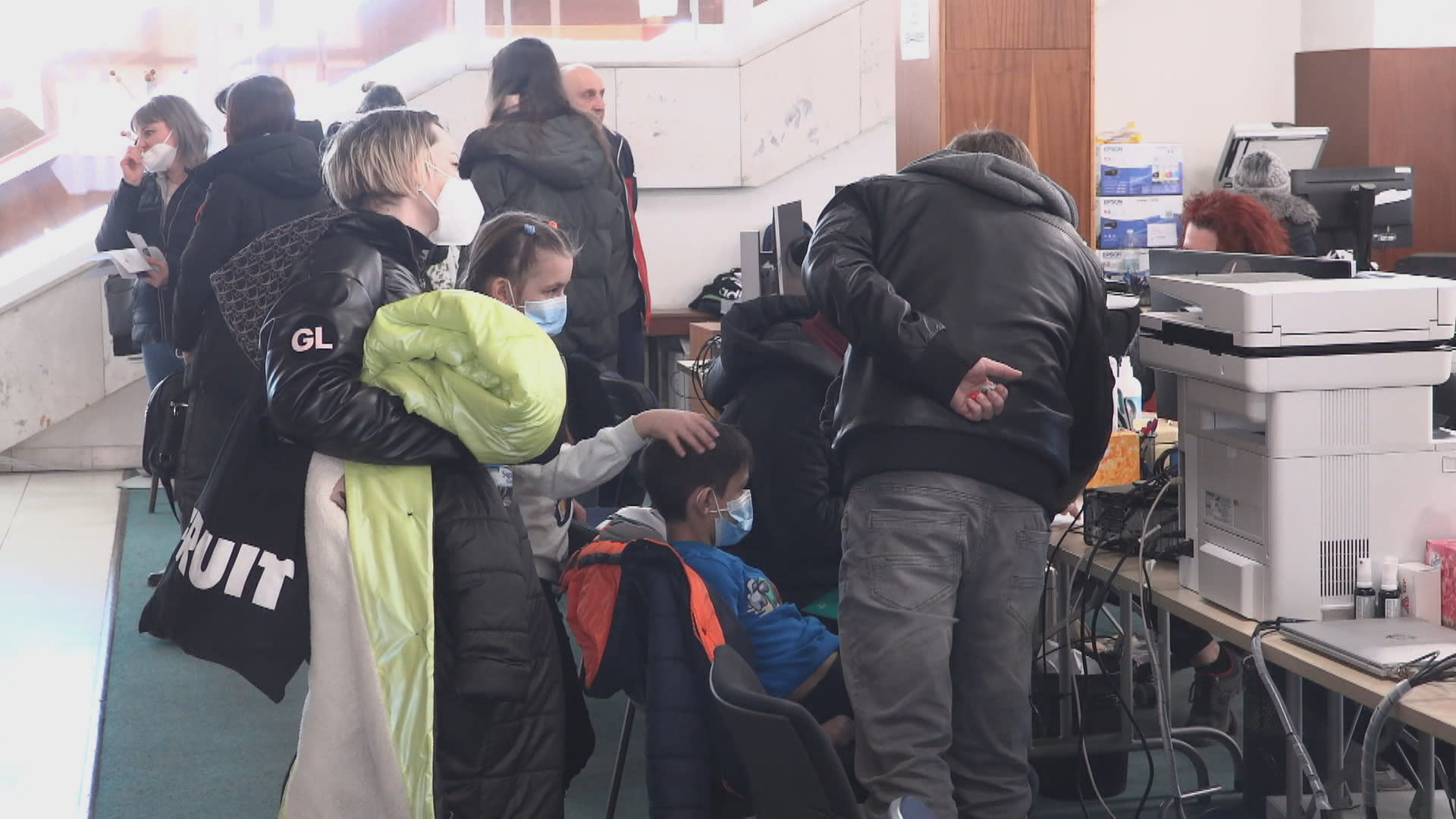 Lidé, kteří otevřou dveře svých domovů válečných uprchlíkům z Ukrajiny, by měli dostat od státu několikatisícový příspěvek. 
