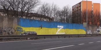 Ničil auta Ukrajinců, další zemi přál smrt. Policie za schvalování invaze obvinila 40 lidí