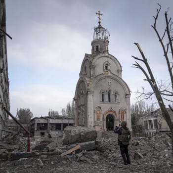 Kostel v Mariupolu zničený bombardováním (10. březen 2022)