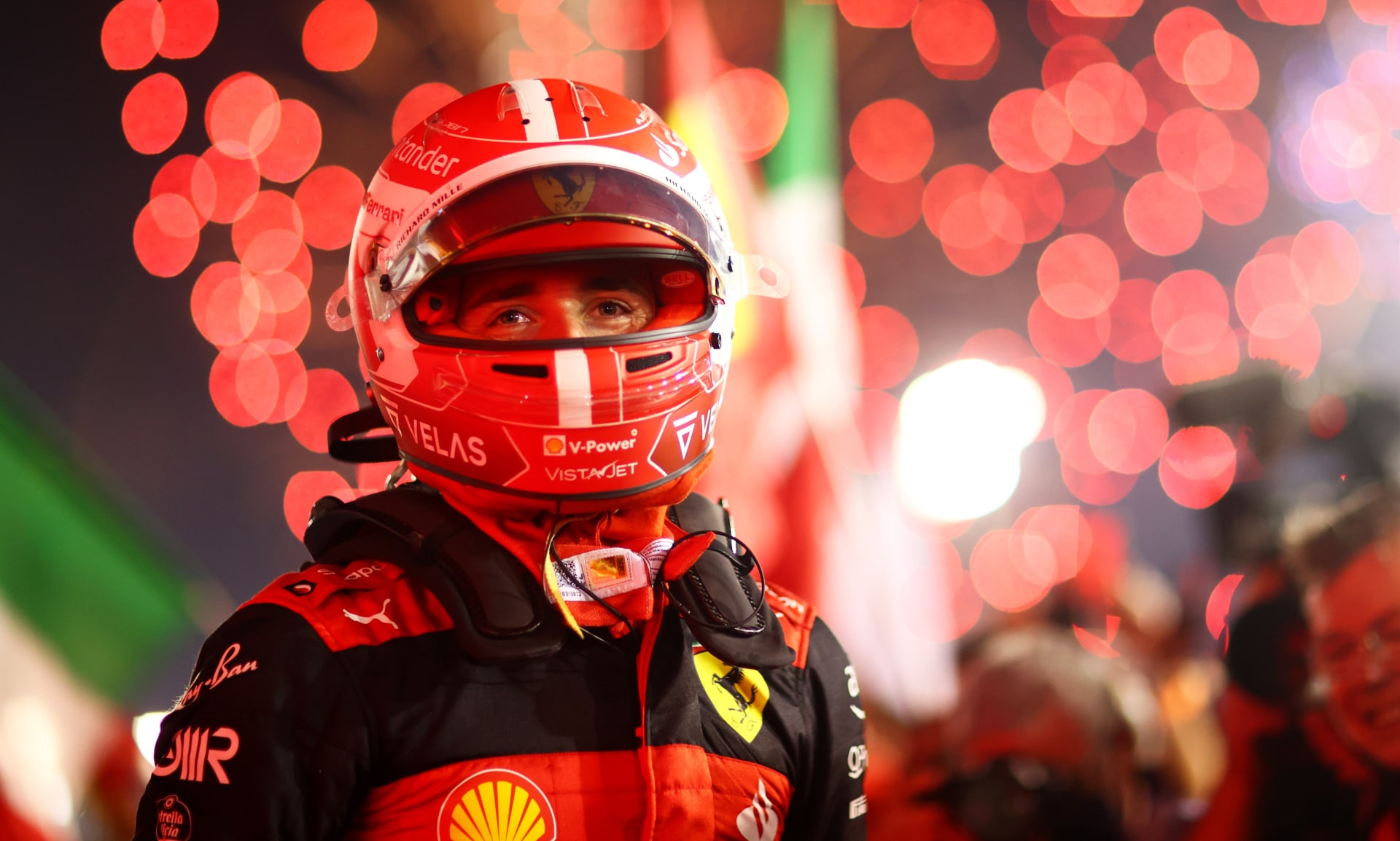 Charles Leclerc po vítězství v Bahrajnu.