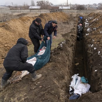 Pohřbívání těl v Mariupolu, 9. březen