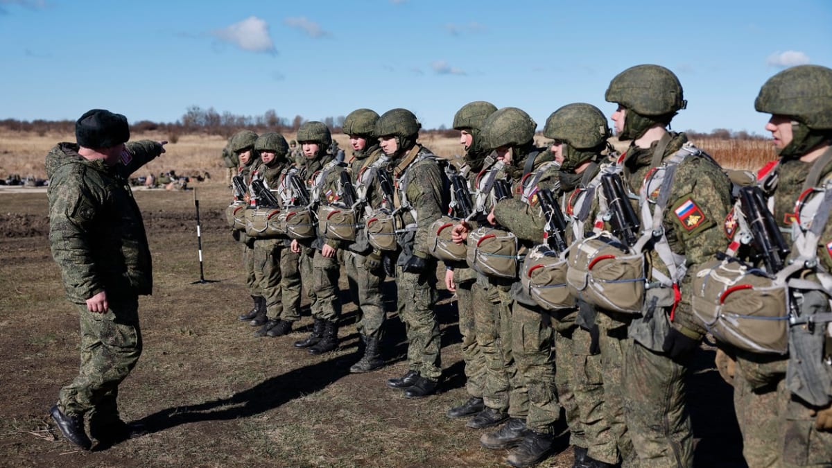 Ruské námořní jednotky při cvičení u Kaliningradu (4. března)
