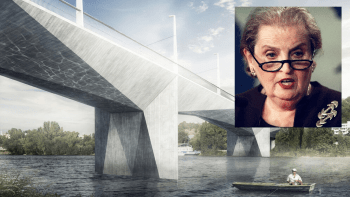 Nový pražský most mezi Smíchovem a Podolím by mohl nést jméno Madeleine Albrightové, slavné političky