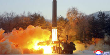 Reakce na Kimovy manévry: Korea a USA odpálily osm raket krátkého doletu
