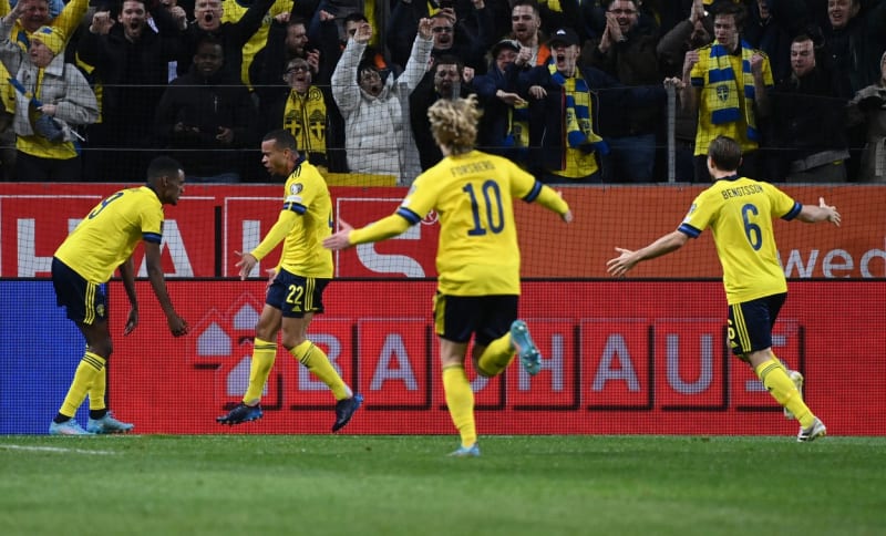 Obrovská švédská radost po gólu ve 110. minutě
