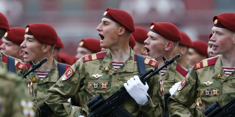 Členové Ruské národní gardy, Rosgvardějci, nechtějí jet bojovat na Ukrajinu.